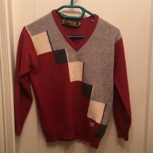 Cozy vintage Scottish lambs wool sweater